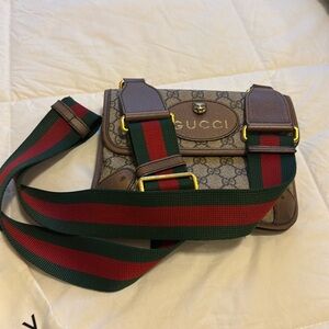 Gucci Tan and Green Messenger Bag